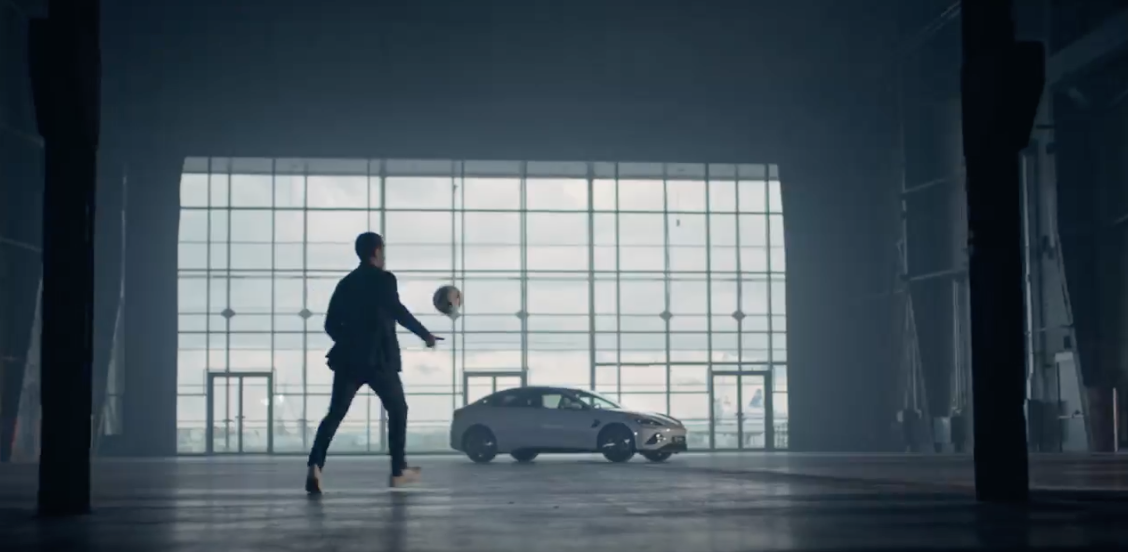 Hendriks Graszoden und Louwman BYD Hendriks Graszoden und Louwman BYD